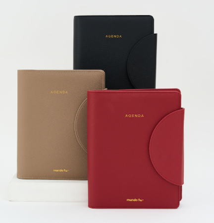 AGENDA FW 2026 15X21 DXP - C/ BROCHE TIMELESS - 202005/ 202004 (x U.)